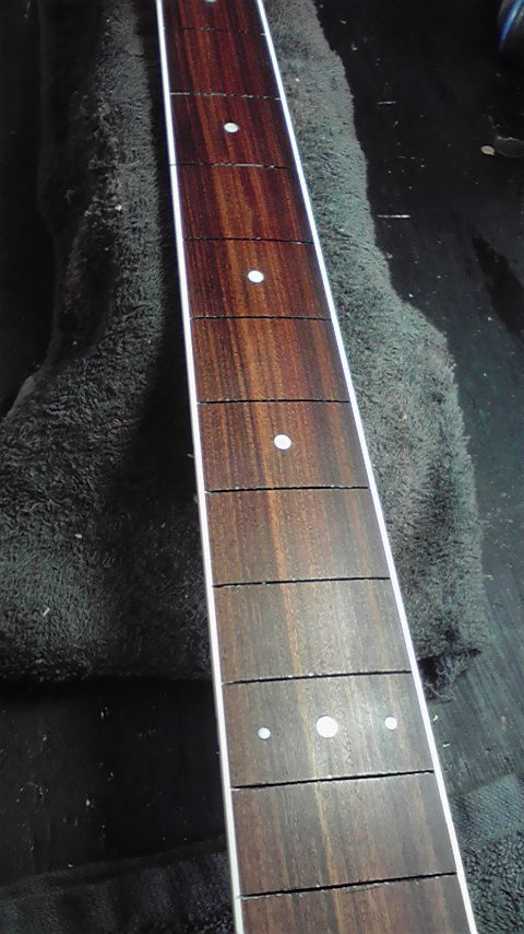 改造フレットレス フレッテッド？フレットレス？お客さんのベースを魔改造してみた